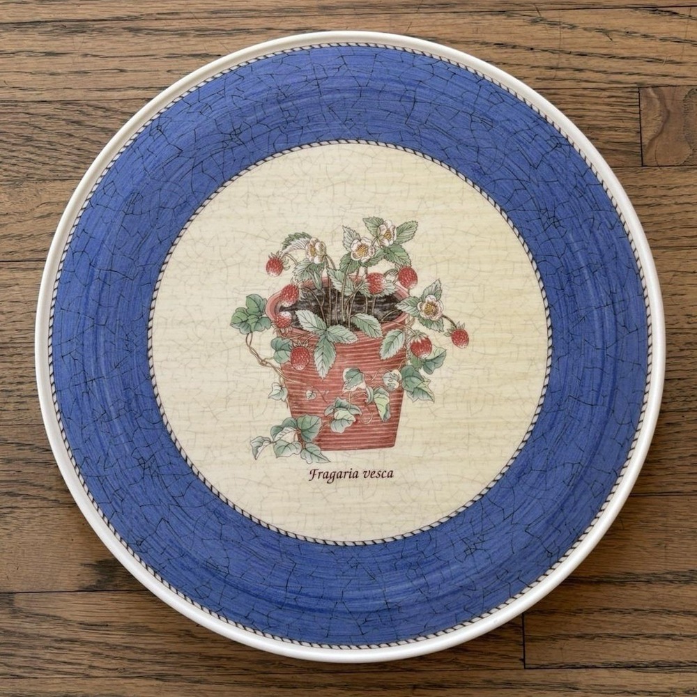 Vintage Wedgwood Sarah's Garden 1997 Strawberry Blue Tart Plate 11.25" New